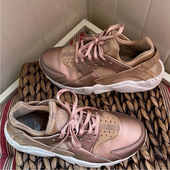 Nike Air Huarache Run Metallic Red Bronze - Picture 12 of 16
